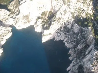 아파트 Coste Location *