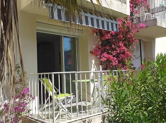 Coste Location * Cassis